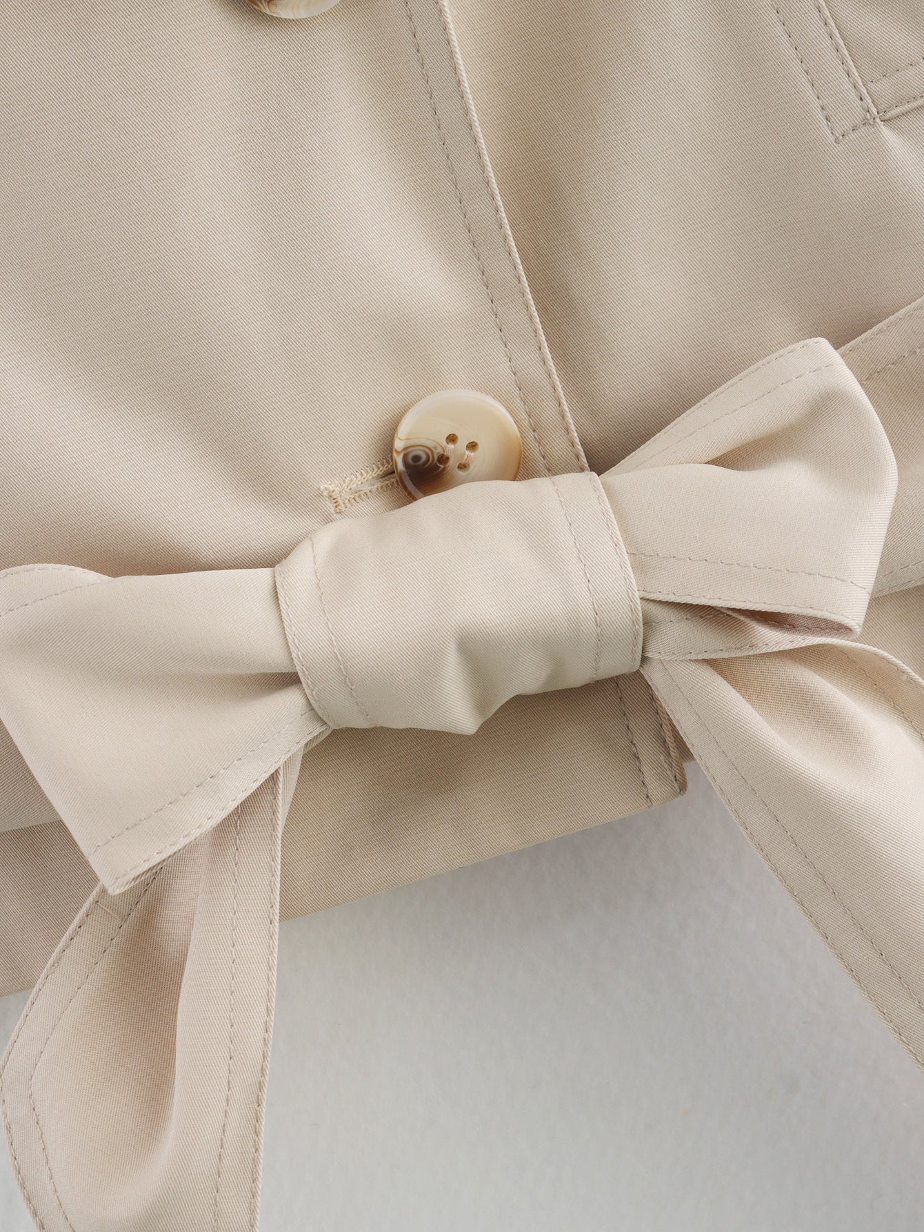 City Wrap Mantel