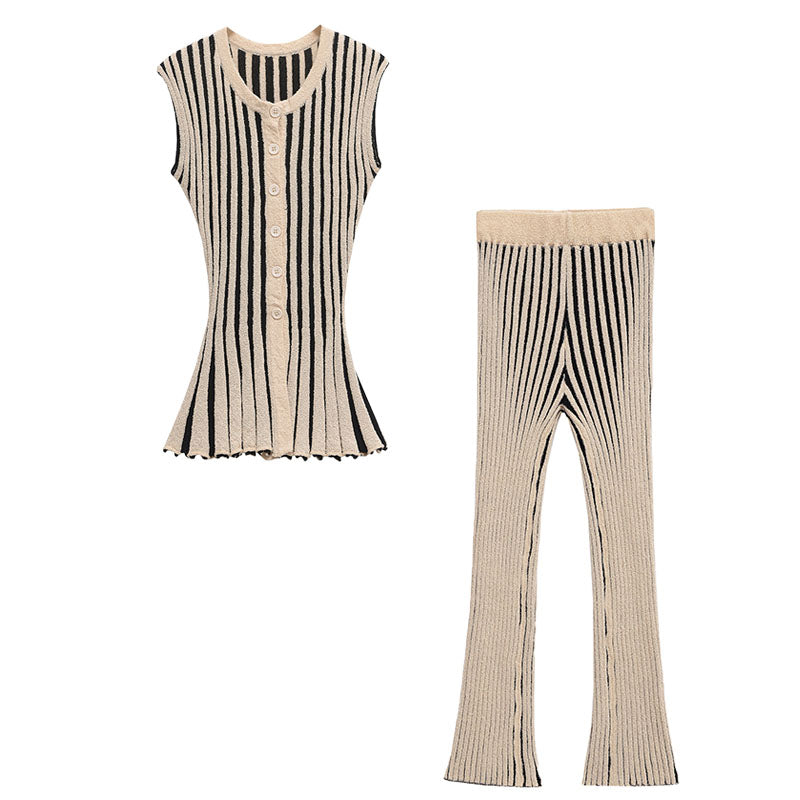 Strick-Set Sally